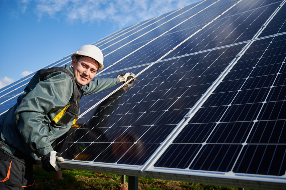 Four Advantages Using Solar Company